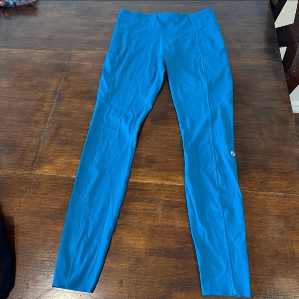 Lululemon Fast & Free Legging 28’ size 8 Turquoise